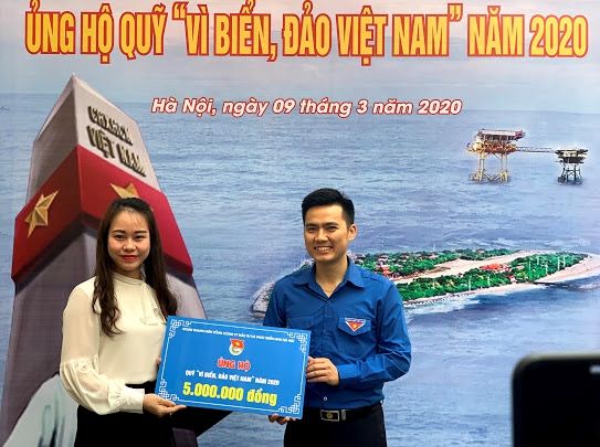 ha noi youths support fund for vietnams sea islands