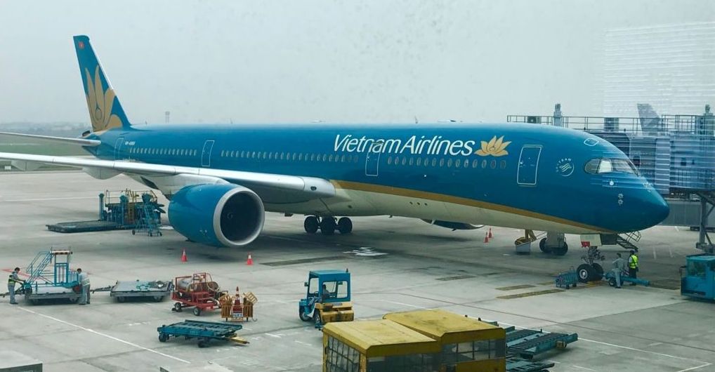 vietnam airlines suspends flights to france malaysia from march 17