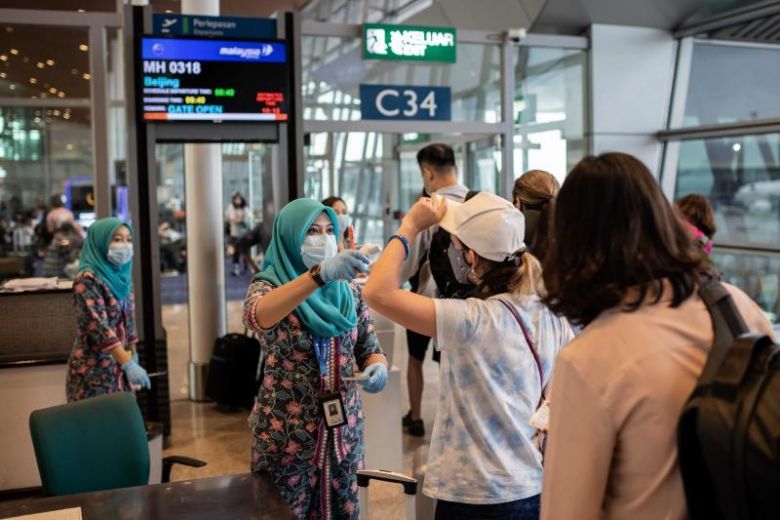 Vietnamese Embassy supports citizen stranded at Malaysian airport vietnamese embassy supports citizen stranded at malaysian airport