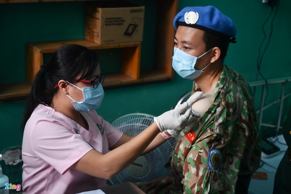 Sixty-four UN peacekeepers vaccinated in Viet Nam ahead South Sudan mission