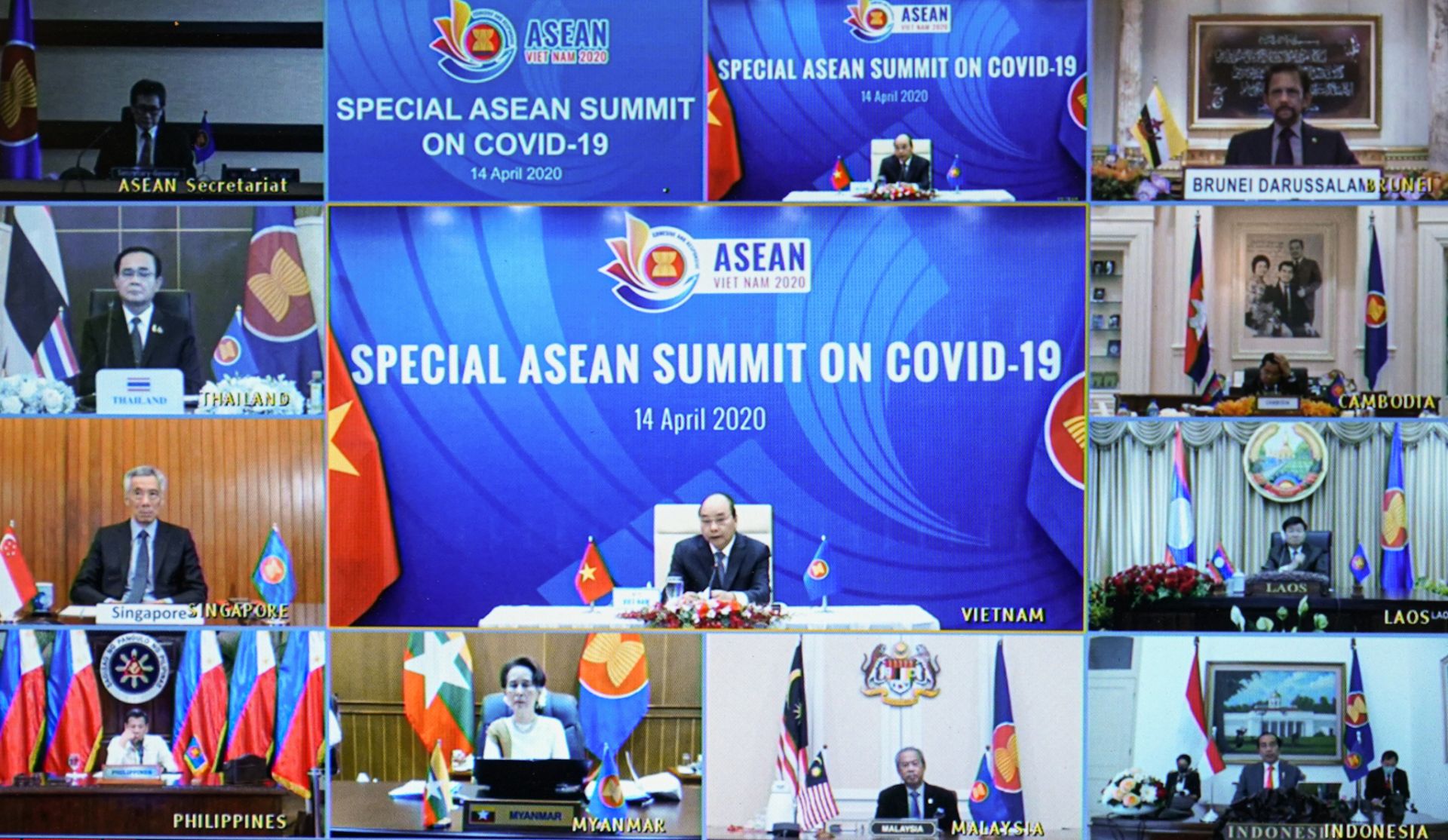 pm phuc welcomes leaders to special asean3 summit on covid 19