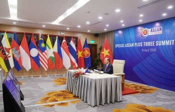 Prime Minister Nguyen Xuan Phuc welcomes leaders to Special ASEAN+3 Summit on COVID-19