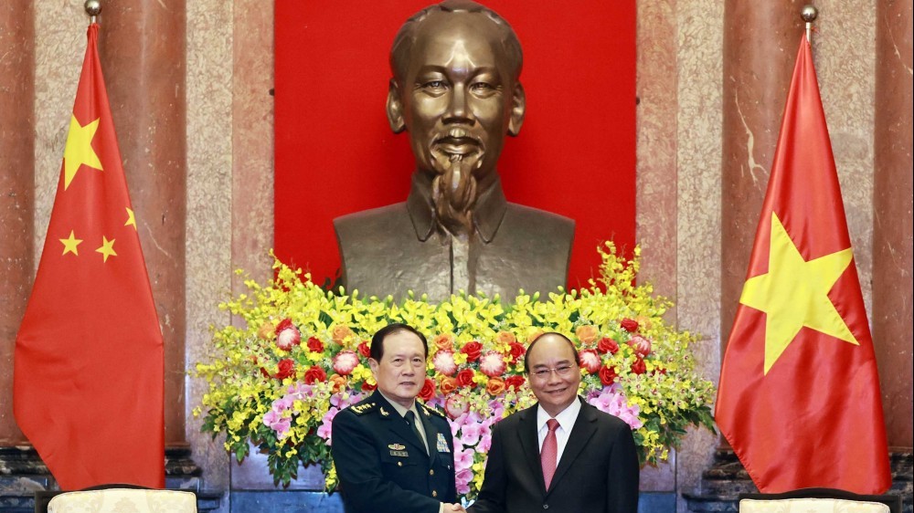 Armies’ successful ties help reinforce Viet Nam-China relations: President Nguyen Xuan Phuc