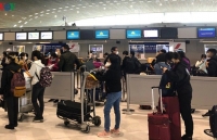 About 240 Vietnamese return home from France on May 5 and 6