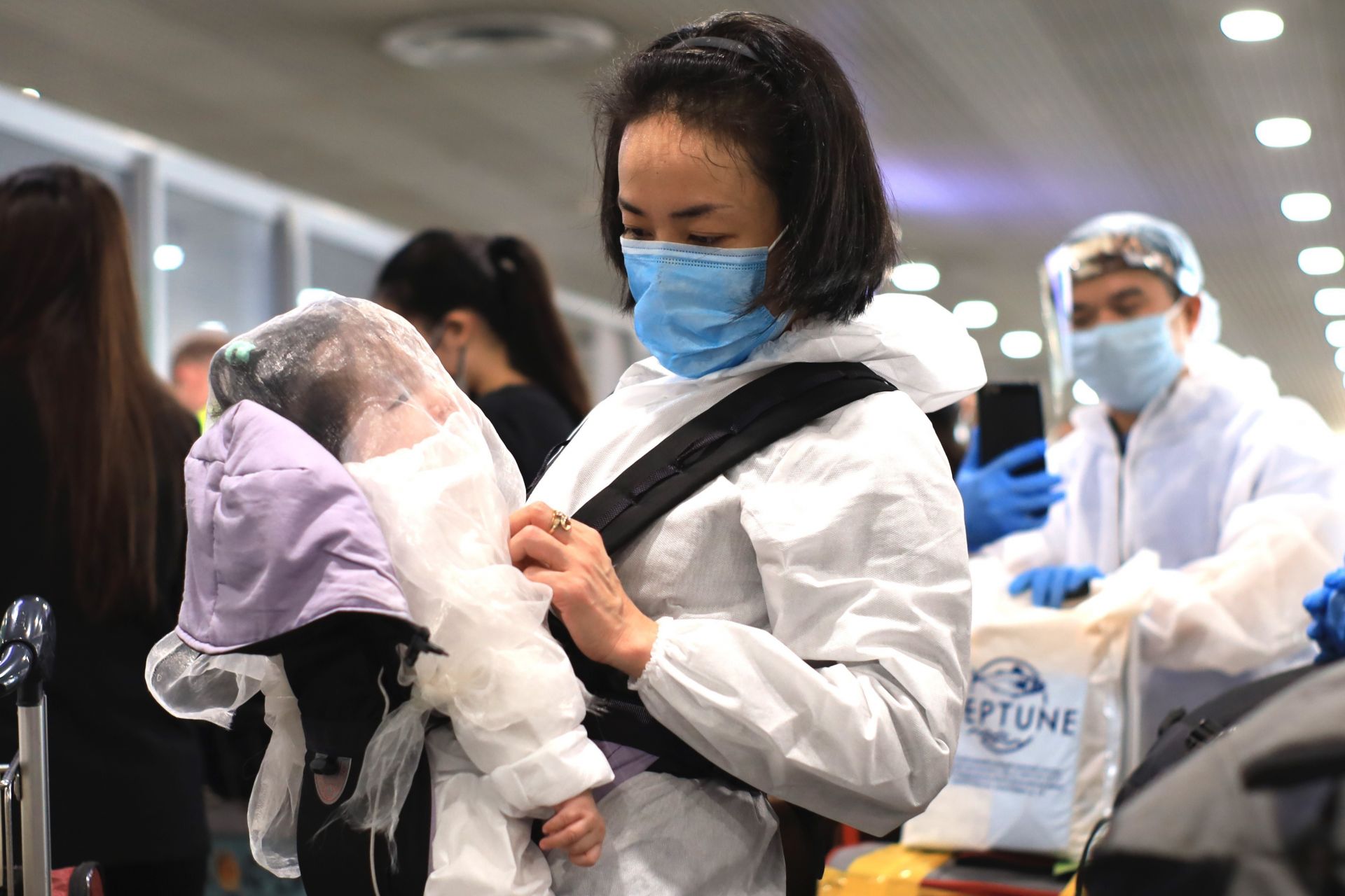 vietnam flies over 300 citizens from russia home amid covid 19 pandemic