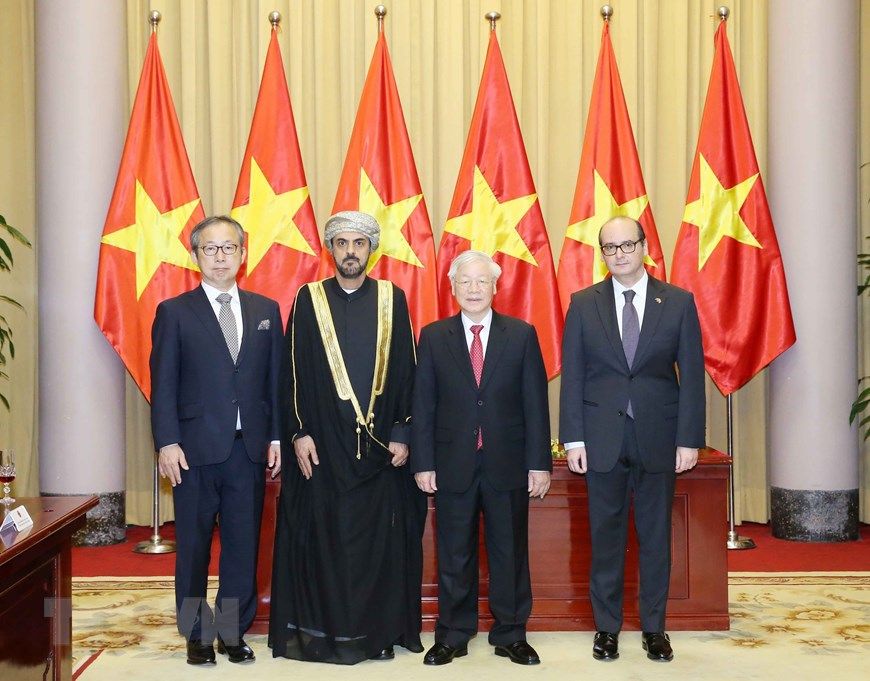 envoys of japan oman turkey present credentials to state president nguyen phu trong