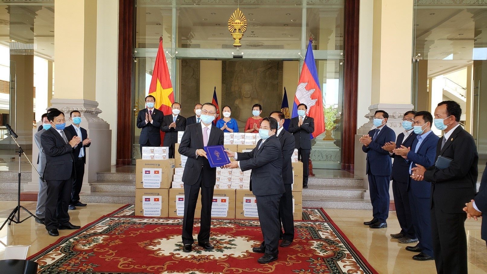 cambodia grateful for vietnamese nas support in fighting covid 19