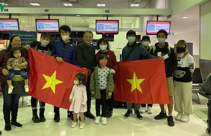 344 Vietnamese citizens stranded in Australia, New Zealand repatriated safely