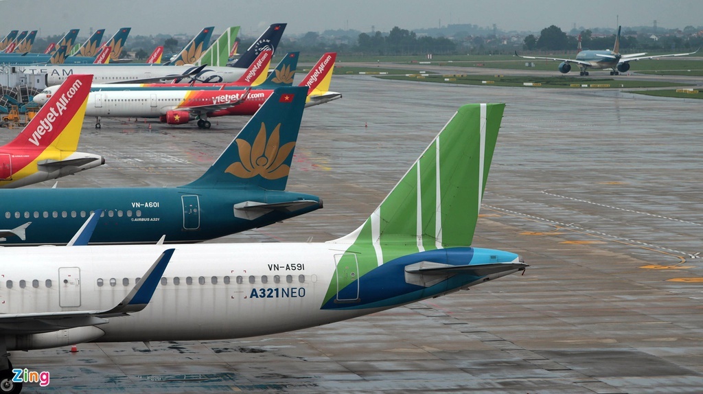 Aircraft lands at Hanoi-based Noi Bai International Airport. (Photo: Zing) 5849-noi-bai-zing-3