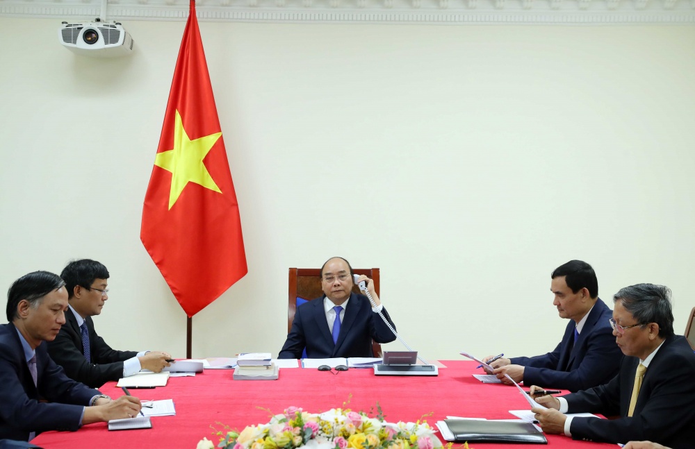 vietnamese malaysian pms hold phone talk