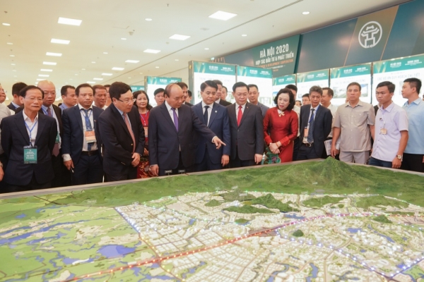Prime Minister urges Ha Noi to become a major hub in East Asia by 2045