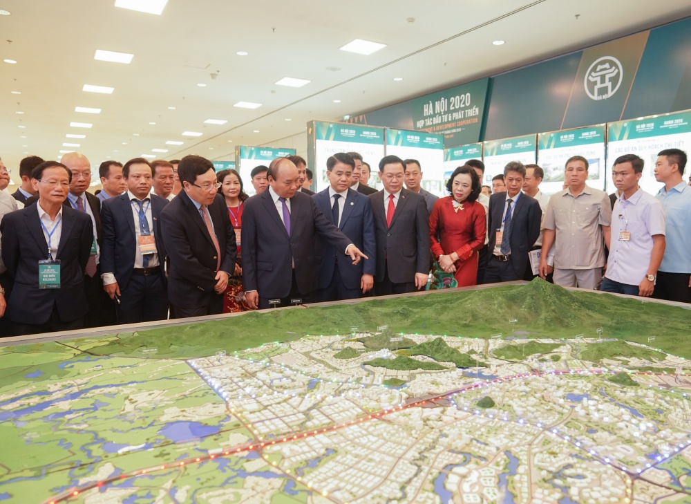 Prime Minister urges Ha Noi to become a major hub in East Asia by 2045