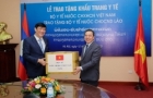 Vietnam presents 200,000 face masks to help Laos fight COVID-19
