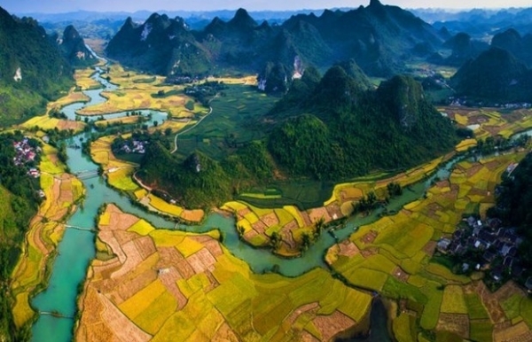 Non Nuoc Cao Bang listed in world’s 50 best views by US's top news website Insider