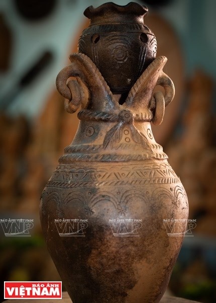 cham ethnic peoples signature pottery products