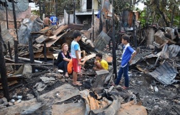 Vietnamese expats stabilise lives after fire in Cambodia