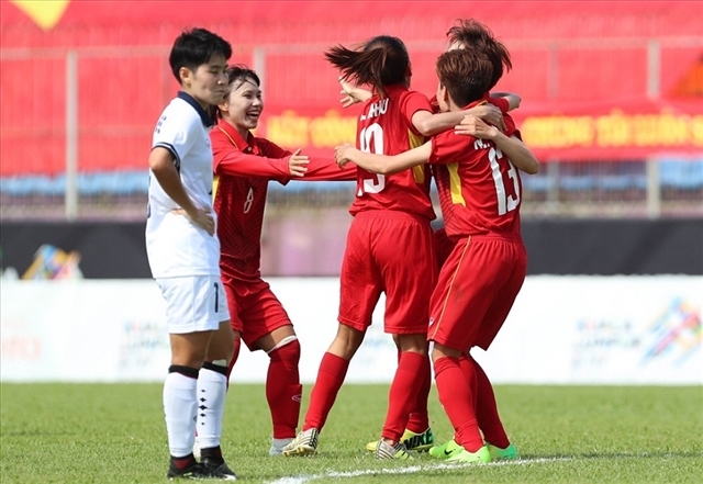 vietnams womens team cruise into aff semi final