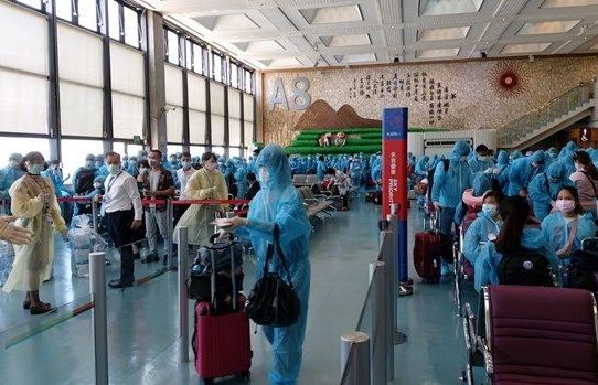 Vietnamese citizens return home safely from RoK, Taiwan (China) on August 19: Foreign Ministry