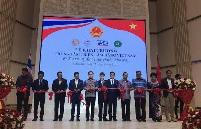 Vietnamese goods exhibition center inaugurated in Thailand