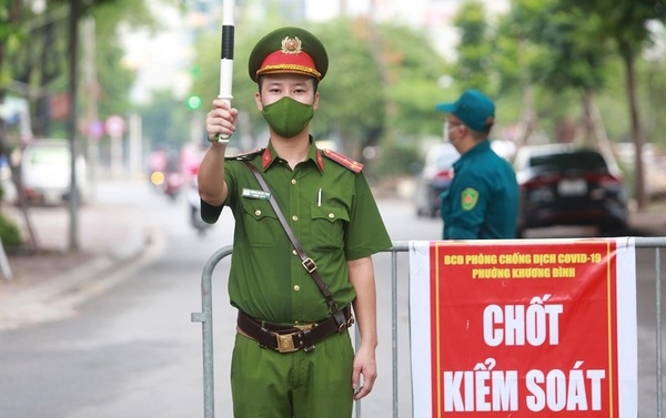 Ha Noi asks local residents not to move outside during social distancing period
