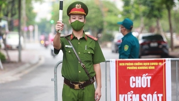 Ha Noi asks local residents not to move outside during social distancing period