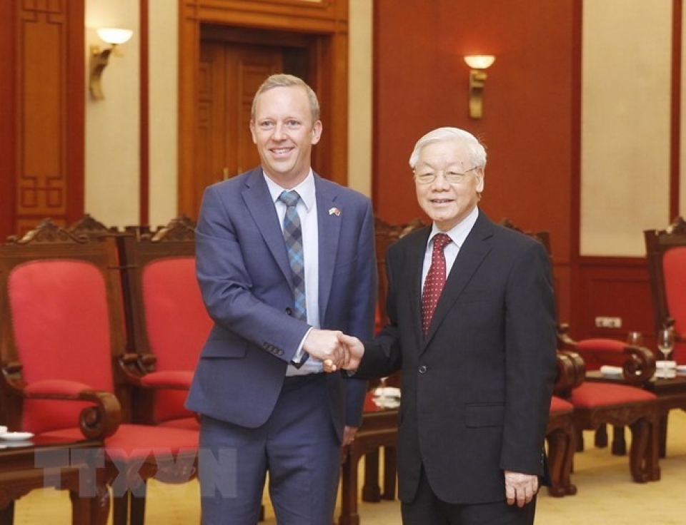 vietnam wants to step up cooperative ties with uk party chief