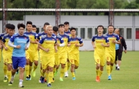 vietnam predominates against thailand for top spot