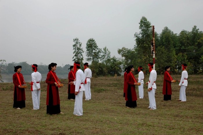 vinh phuc preserves folk singing to promote tourism