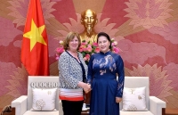 na chairwoman meets lao top leader