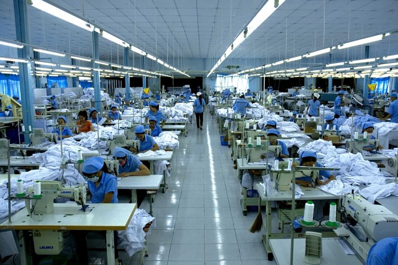 vietnam runs trade surplus with japan in january august