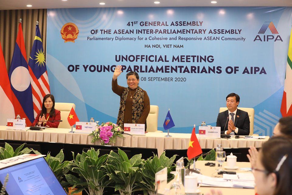 unofficial meeting of young parliamentarians of aipa