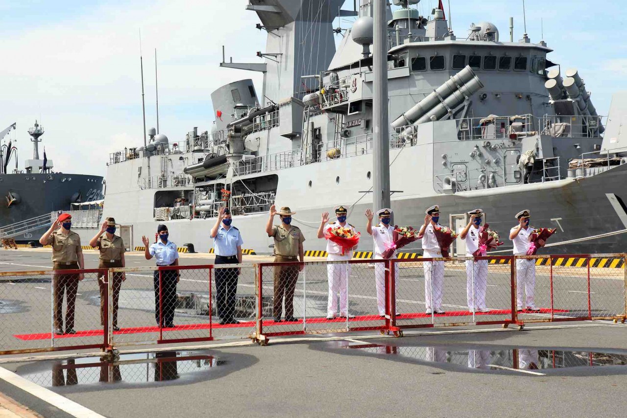 Australian Indo-Pacific Endeavour 2021 Task Group arrives in Viet Nam