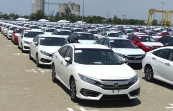 Vietnam’s car imports soar in first nine months