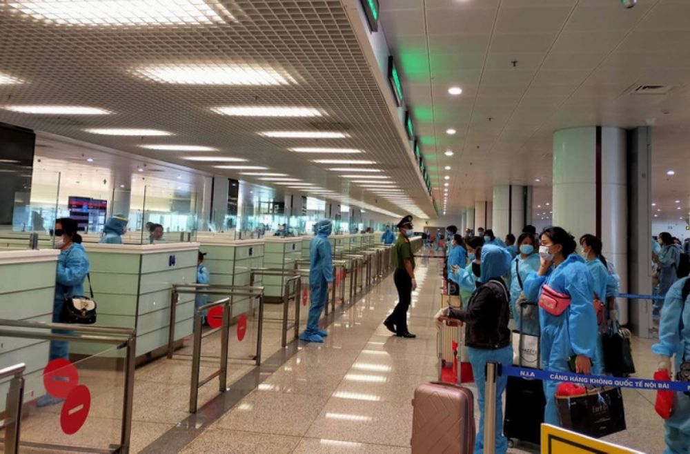 Vietnam again temporarily suspends international flights: CAAV official