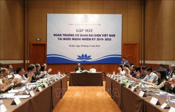 Vietnam’s diplomatic missions pledge to connect Ha Noi with world partners