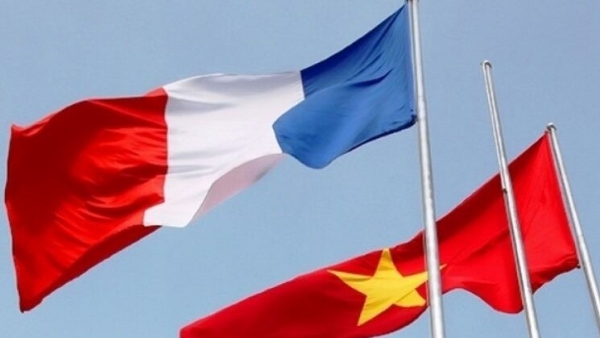 Prime Minister’s official visit to deepen Viet Nam-France strategic partnership