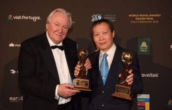 Vietnam Airlines wins two World Travel Awards