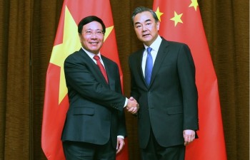 Deputy PM highly delighted at Vietnam-China all-around cooperation
