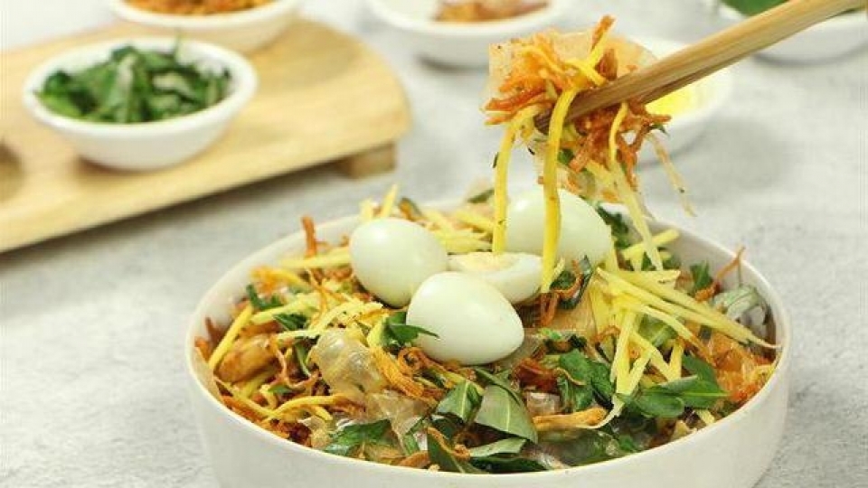 rice paper salad a popular street food in vietnam
