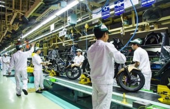 Manufacturing and services continue to drive Vietnam’s economy in 2019