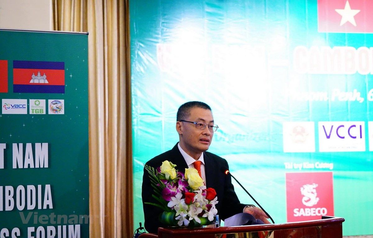 vietnam cambodia business cooperation forum to boost trade