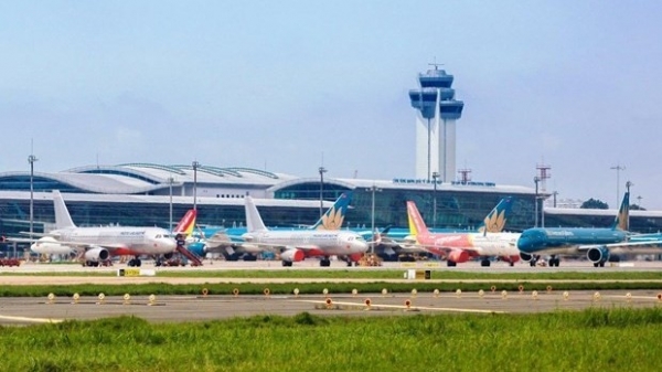 Over 1,700 passengers enter Viet Nam on first three days of international flight resumption