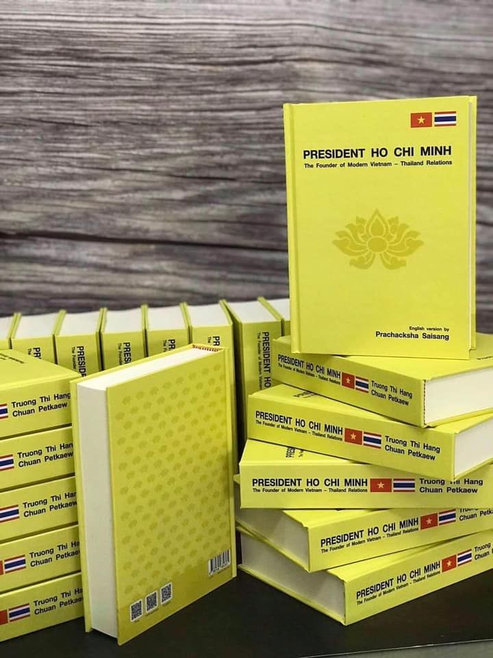 Three-language books on President Ho Chi Minh published in Thailand