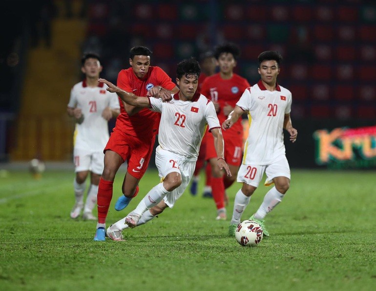 Thua đậm U23 Việt Nam, HLV U23 Singapore đổ lỗi cho… Ban tổ chức