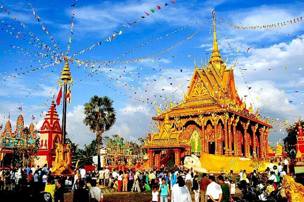 Prime Minister extends congratulations on Khmer Chol Chnam Thmay festival