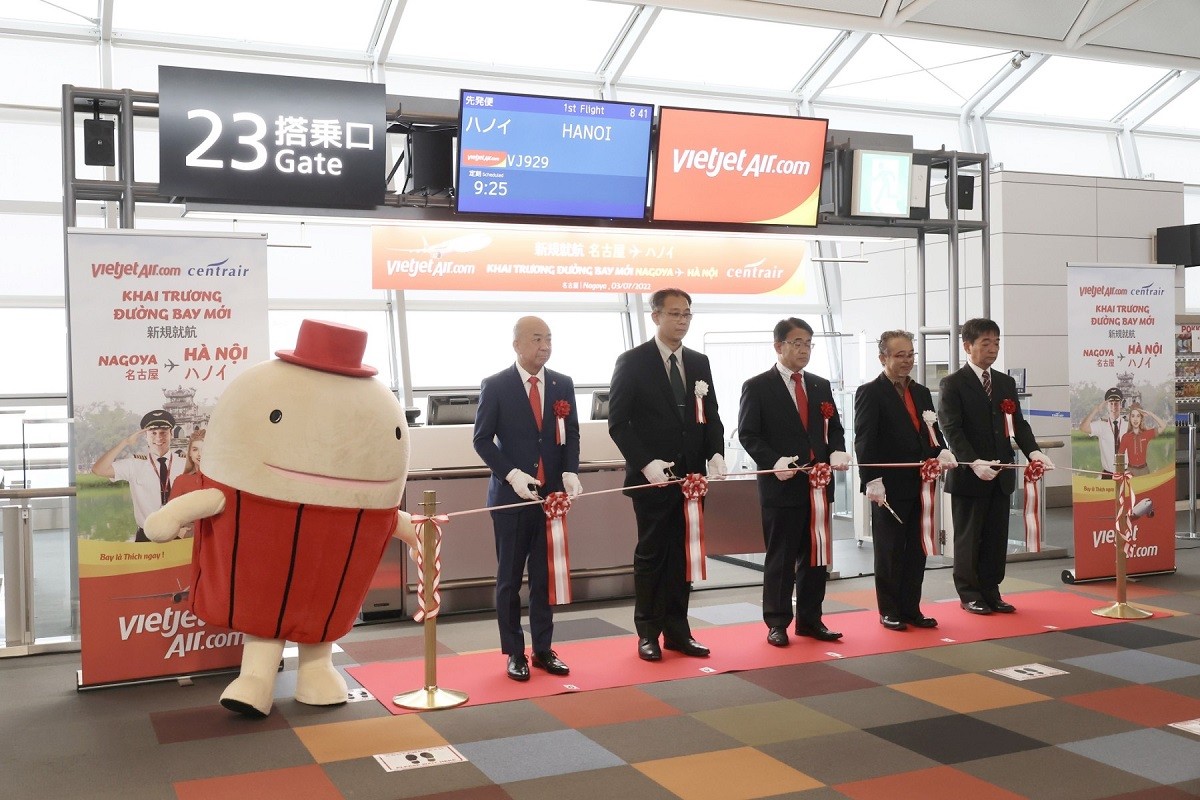Vietjet launches direct routes to Japan’s Fukuoka, Nagoya | Business | Vietnam+ (VietnamPlus)