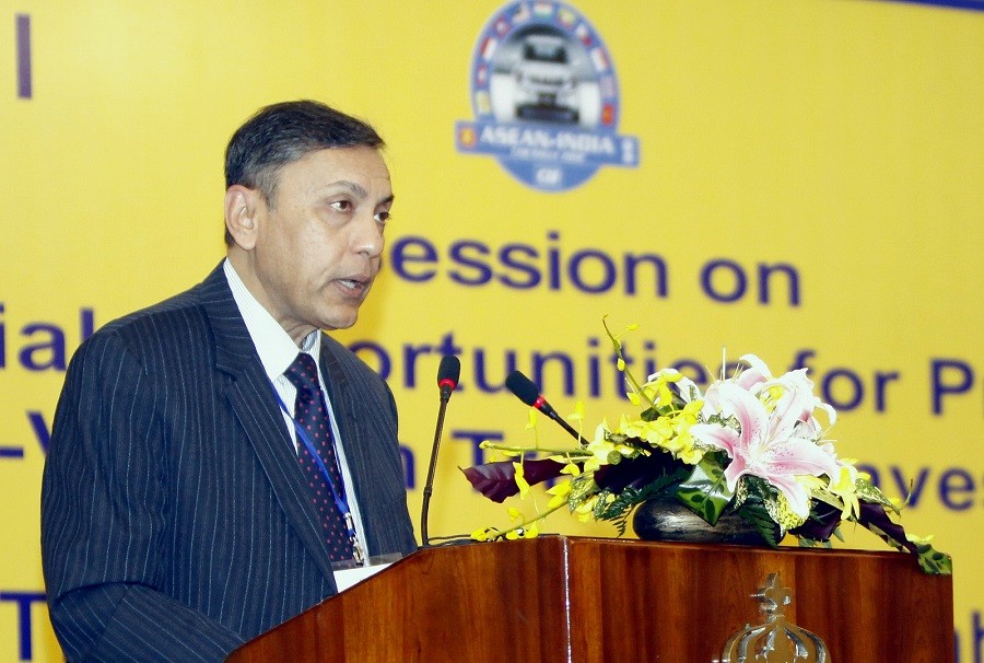Đại sứ Ấn Độ tại Việt Nam Ranjit Rae tại Hội thảo “Cơ hội, tiềm năng để đẩy mạnh quan hệ thương mại và đầu tư giữa Việt Nam - Ấn Độ”, ngày 6/12/2012. (Nguồn: TTXVN)