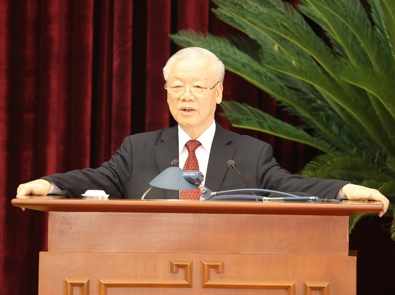 13th Party Central Committee’s sixth plenum concludes | Politics | Vietnam+ (VietnamPlus)