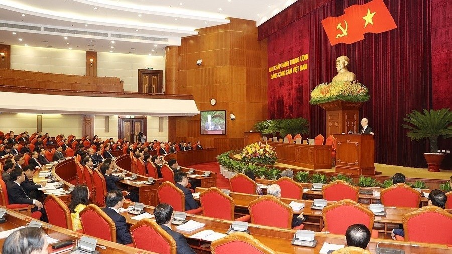 Party Central Committee releases announcement of sixth session