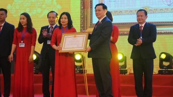National Assembly leader attends 60th anniversary celebration of high school in Nghe An